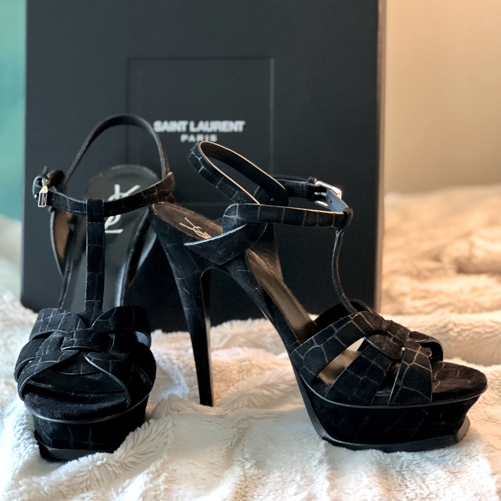 YSL classic Tribute Platform Sandal. Size 39.5 which is equivalent to US 8